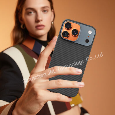 オーダーメイド メタルフレーム 超薄 アラミド カーボンファイバー モバイルカバー iPhone 17 Pro